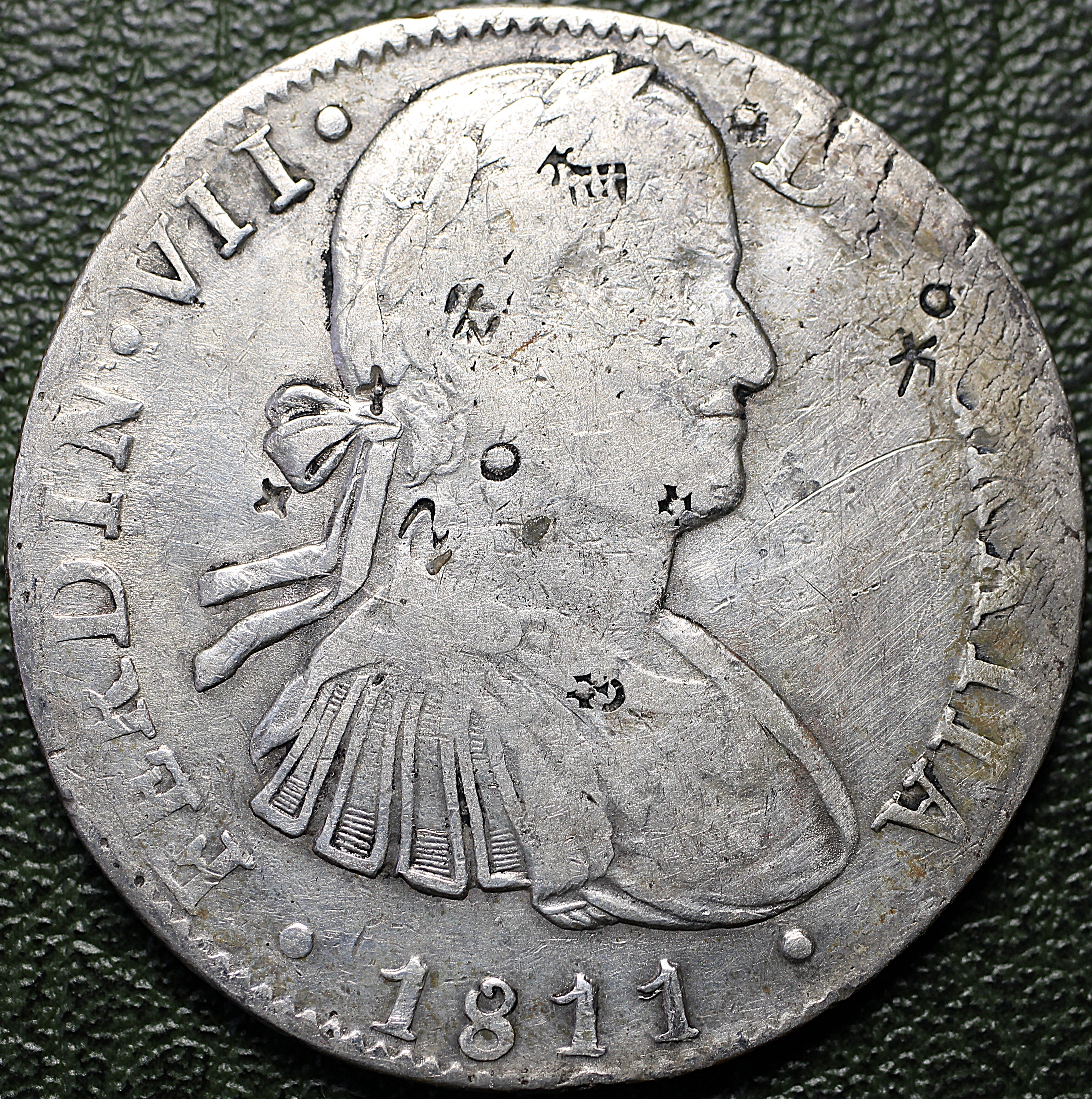 8 Reales 1811 Mo HJ - Fernando VII - Con Resellos Chinos (Chopmarks) - Plata