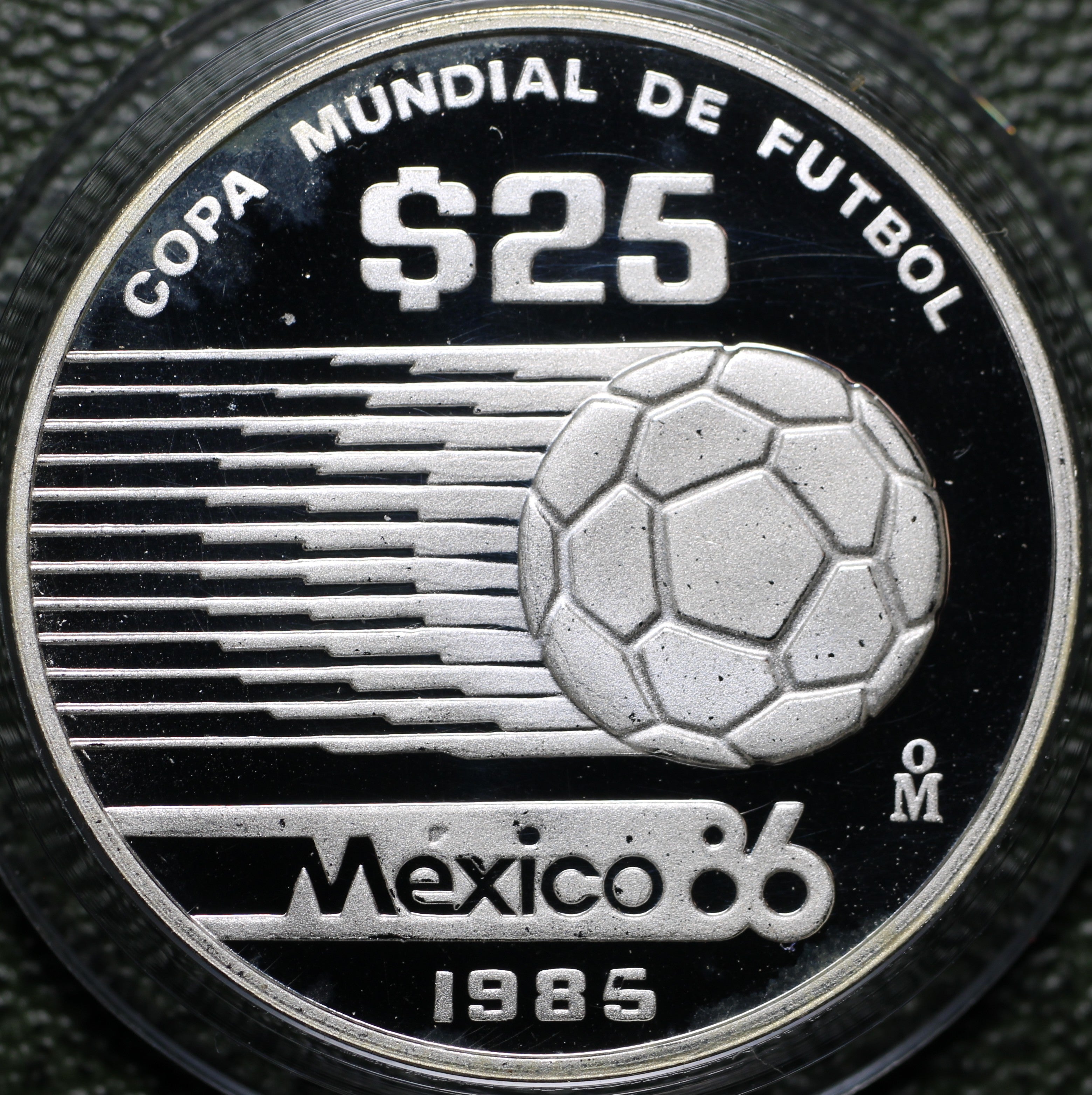 $25 Pesos 1985 Mundial Fútbol Plata Proof